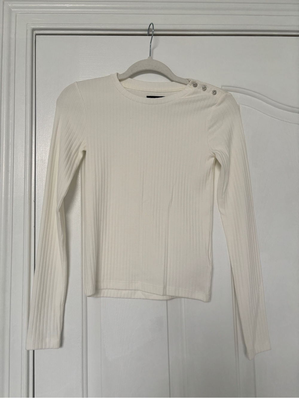 GAP Cream Ribbed Long-Sleeve Crew Top with Shoulder Buttons